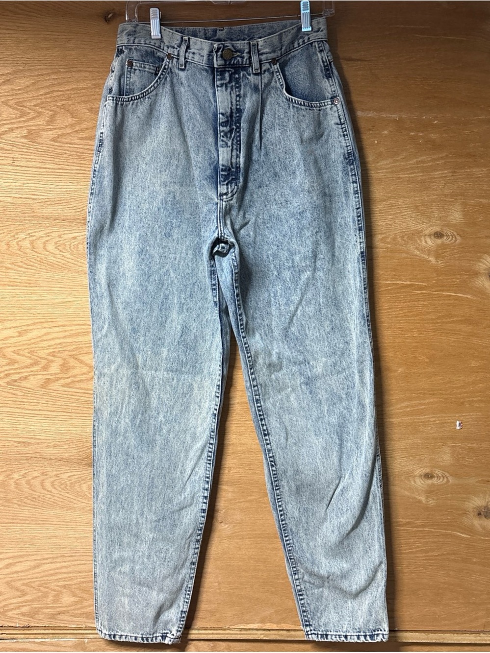 Vintage Lee Light Wash Blue Jeans - Classic High-Rise Fit